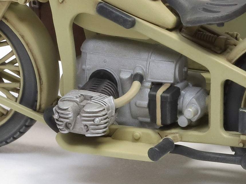 Tamiya German KS600 Motorcycle with Sidecar