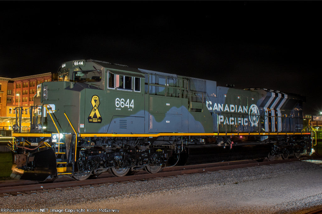 Kato N Scale Canadian Pacific 6644 SD70ACu 176-8540