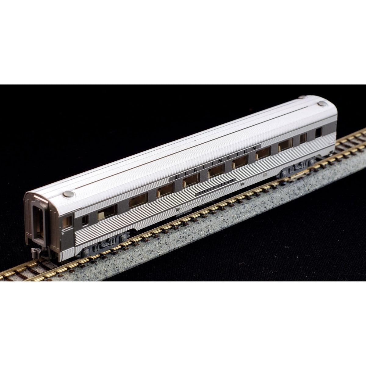 Kato N Scale CB&Q Silver Streak Zephyr 6pc Set With E5A & 5 Passenger Cars DCC/Sound