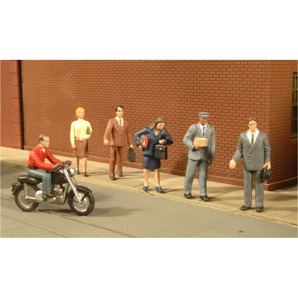 Bachmann O City People w/Motorcycle/6pc